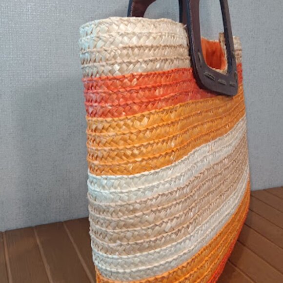 Sun N' Sand Multi-Color Orange Wicker Basket Bag with Brown Wood Handles - Picture 3 of 11